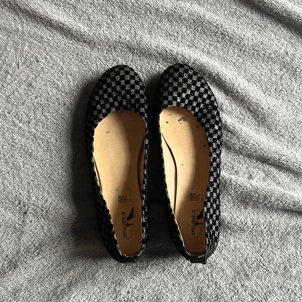 Cute checkered flats